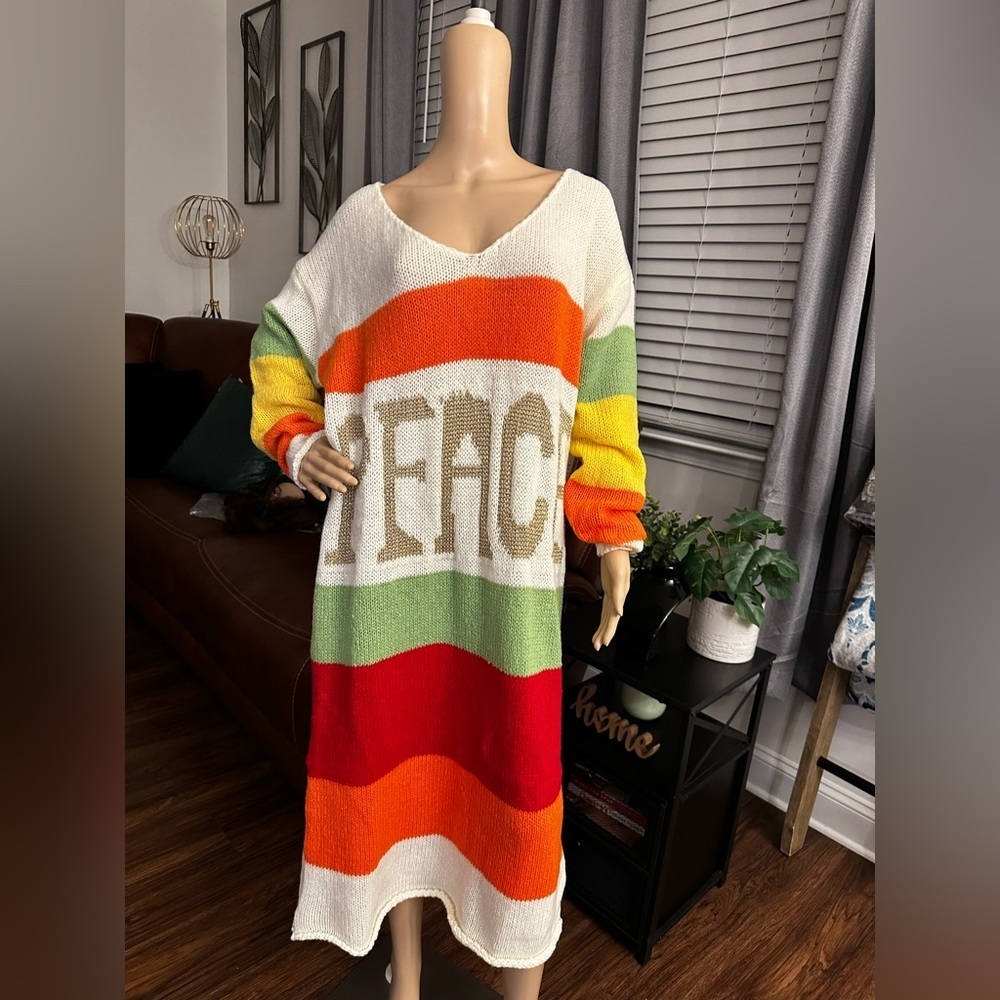 NEW-Plus Size PEACE Pattern Color Block Sweater Dress - Picture 6 of 7